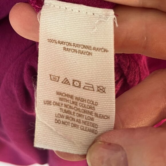 Free People  High-Low Button-Down Boyfriend Fit Tunic Top Tab Sleeve Magenta M - Picture 6 of 10